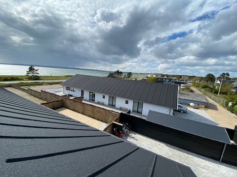 Fantastic home in Ebeltoft with panoramic sea view