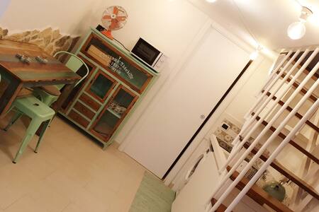 An Emerald in the Heart of the Old Town