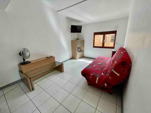 Airbnb performant: Studio à Le Blanc Mesnil