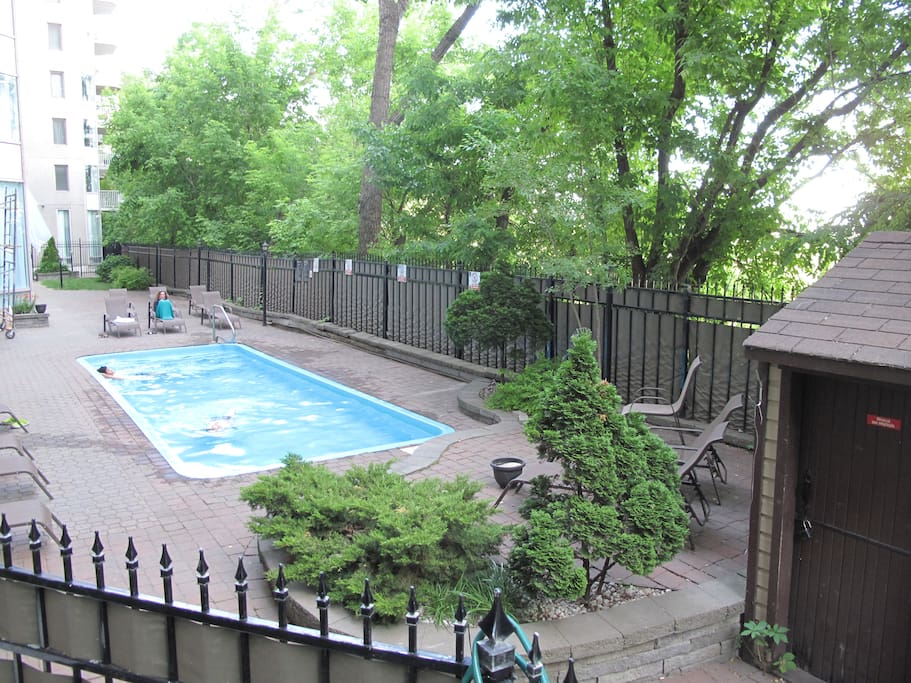 BEAUTIFUL OUTDOOR POOL & LOUNGE AREA TO ENJOY