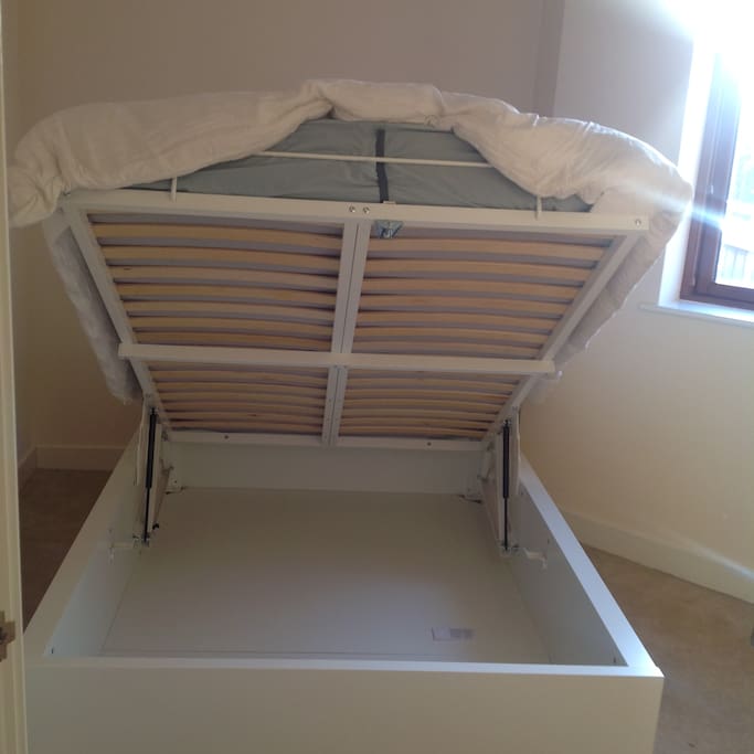 Ottoman bed