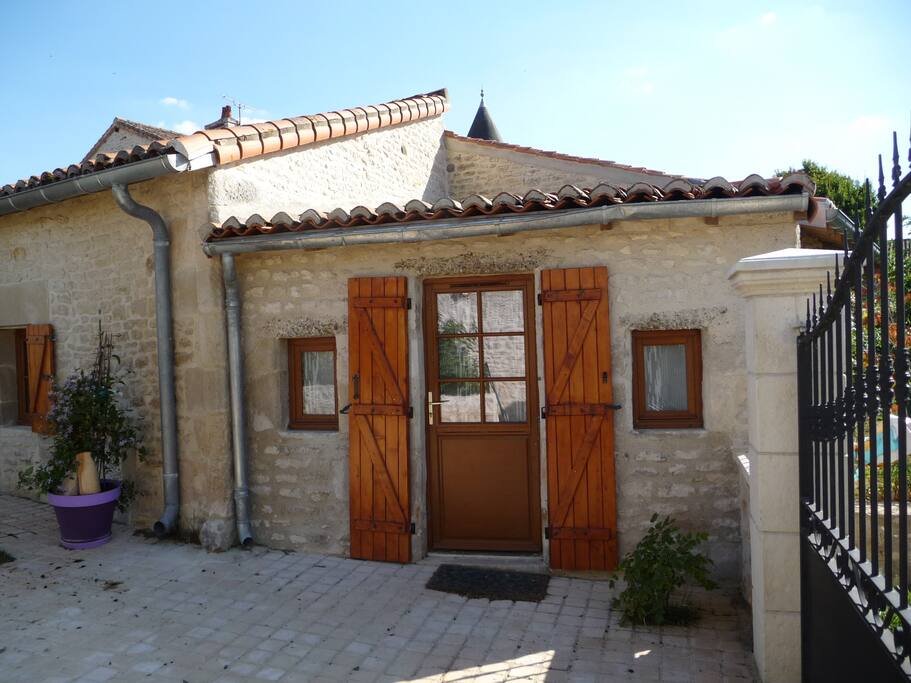 Entrée de la petite chambre