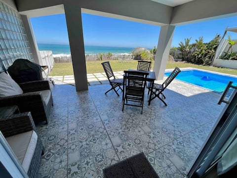 Oceanfront with Pool