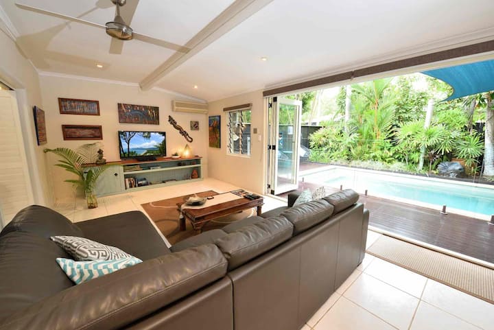Bella Leuca - Port Douglas