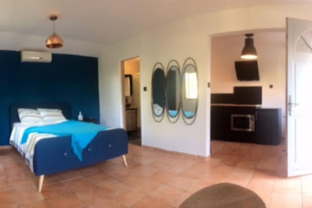 Espace de vie décoré avec soin