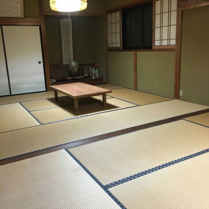 Tatami room