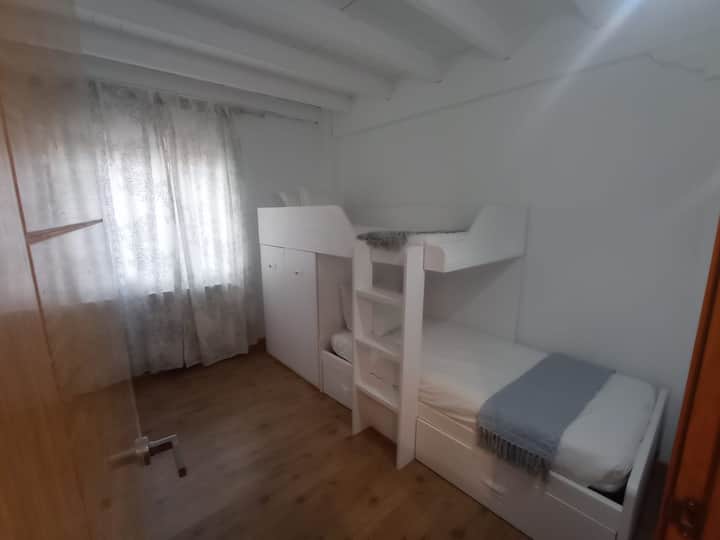 საძინებელი 4