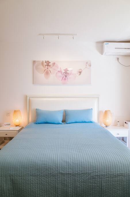 1.8*2.0 queen-size bed