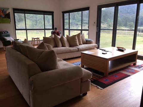 Top Airbnb: The Back Forty Solar Cottage in Cessnock City Council