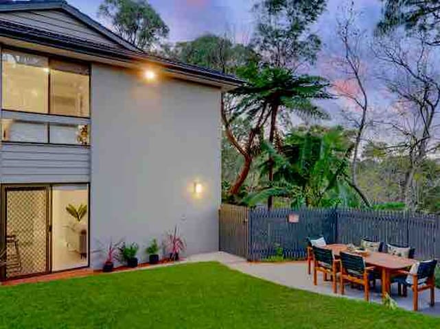 Tree Fern Garden Appt, Private, Peaceful, Roomy