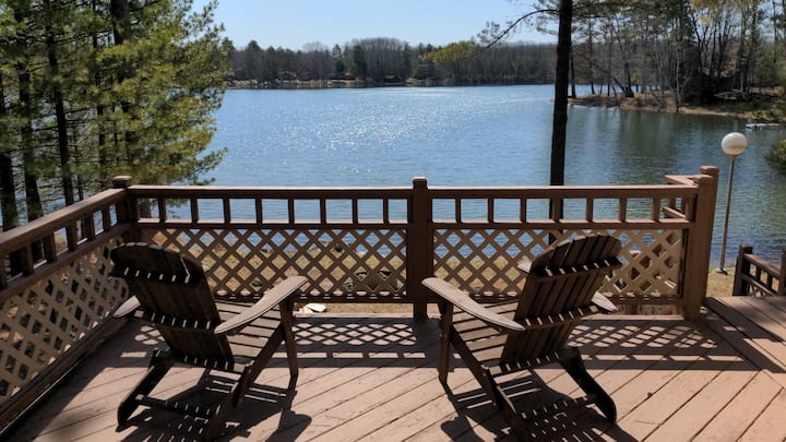 Loft on Little Wolf Lake in Lewiston! - Guesthouses for Rent in