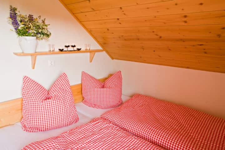 小屋主卧