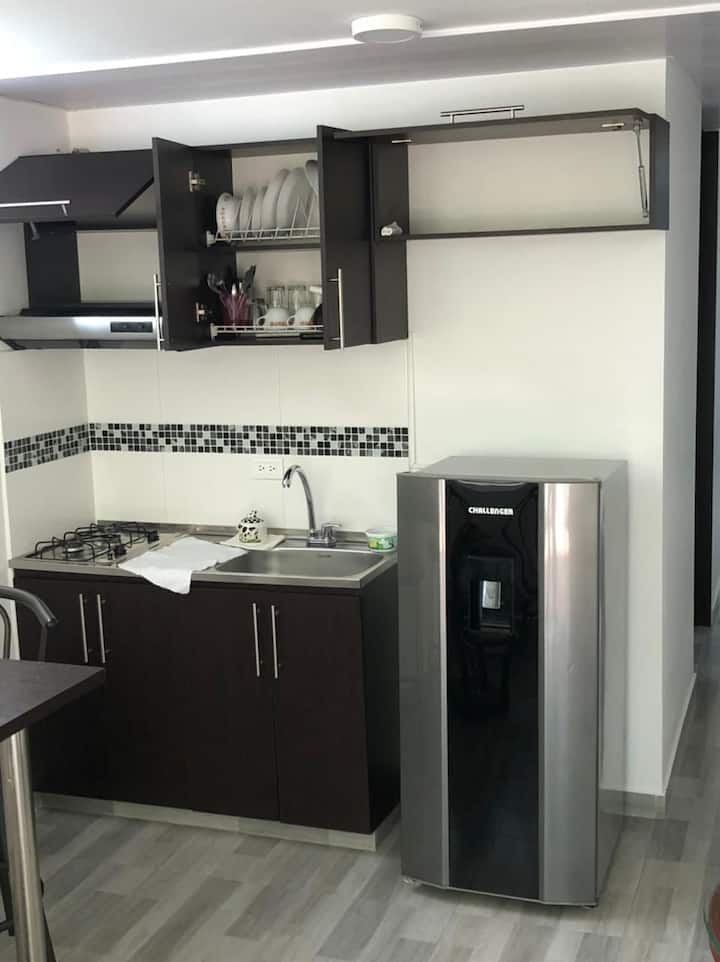 Cozy And Comfortable Aparment- Super Apartamento 
Parqueadero Gratuito En La Calle - Cali