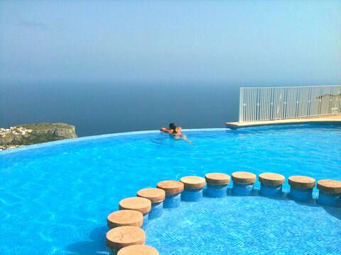 Beautiful oceanfront duplex ideal families