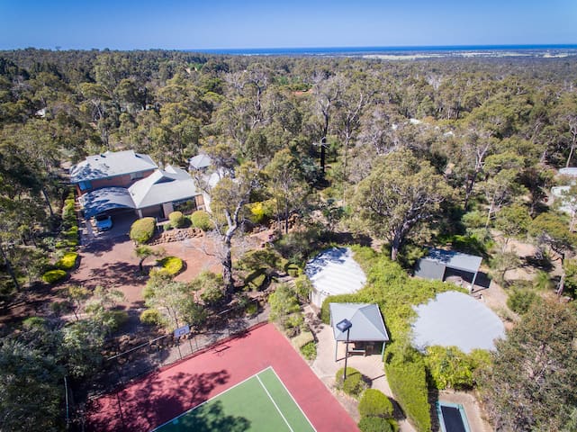 High Ridge I Private Properties