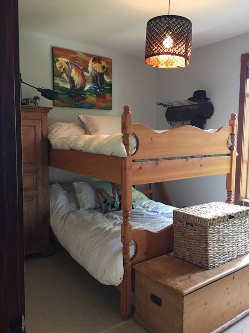 double bunk beds with high quality matresses