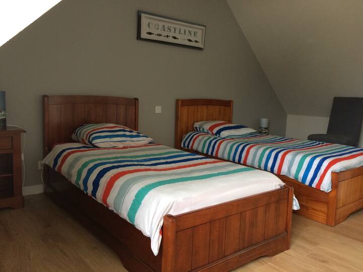 Chambre"Maudez" étage, 2 lits 90cm