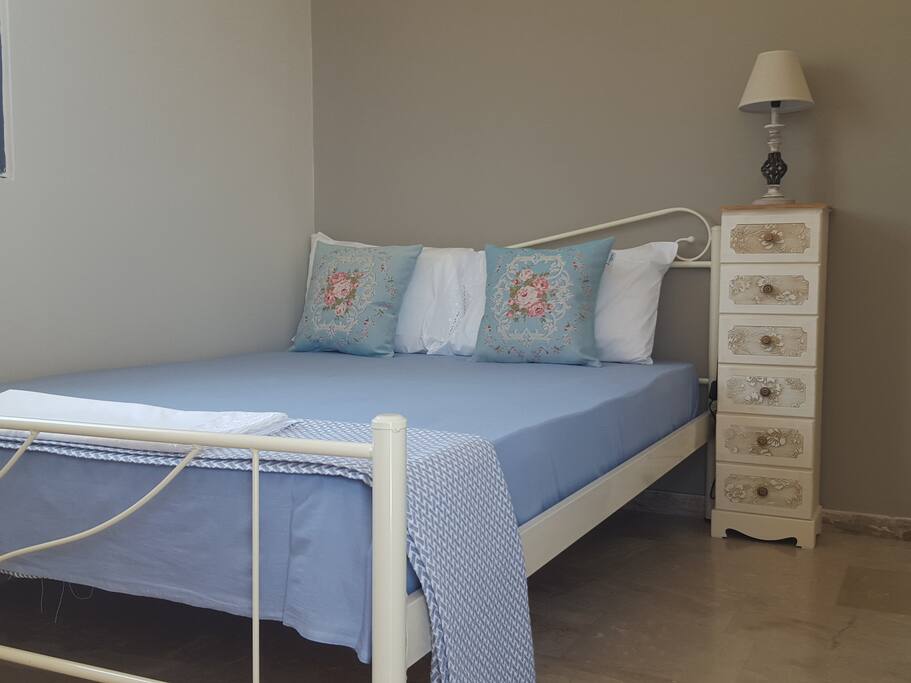 bed and facilities