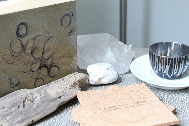 Adorable Single Family Home in Logan Square gallery image 4