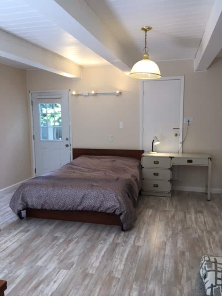 Large studio romantic fireplace insert for heating - Houses for Rent in ...