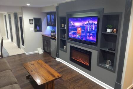 ★Private Guest Suite in convenient location ★