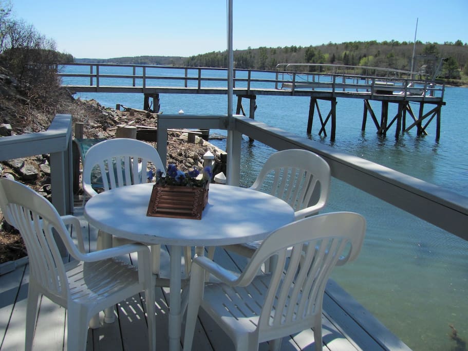 Enjoy meals or afternoon drinks on the deck. Beautiful sunsets!