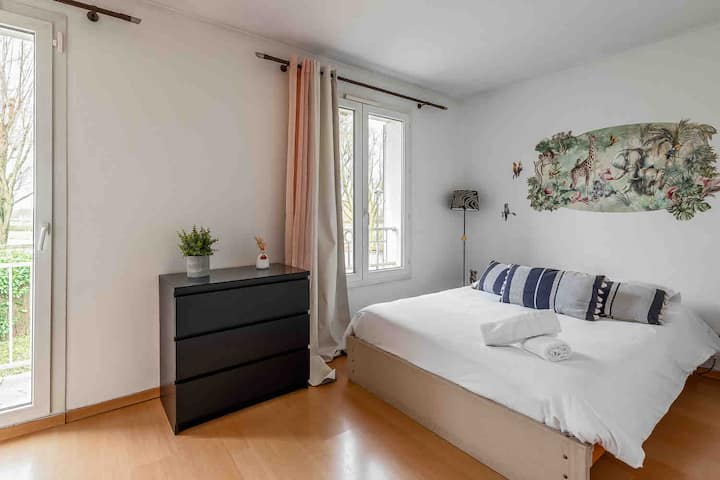 Втора спална соба со двоен кревет и балкон 