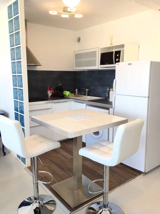 Table haute 80x80 cm
