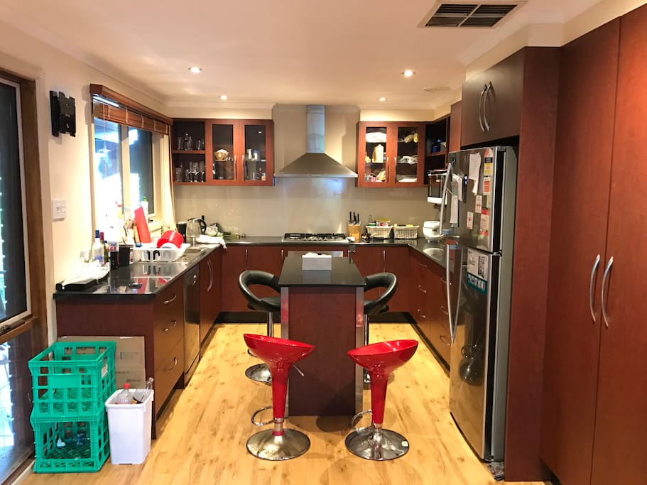 Big kitchen with an 'island' in the middle