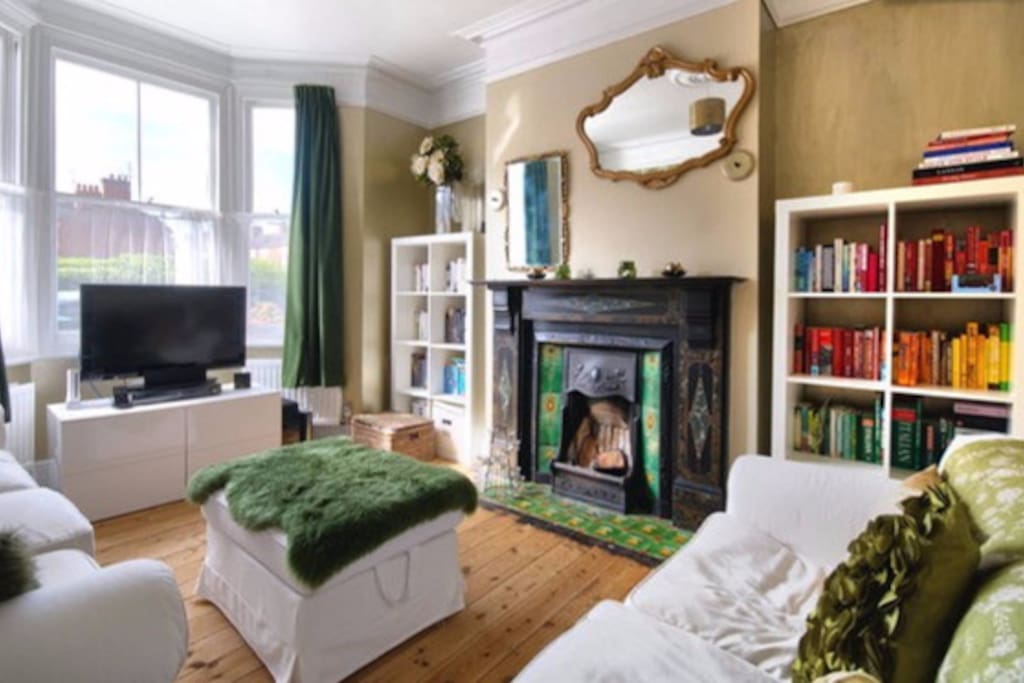 Chill space with digital TV and a range of books and DVDs to entertain you