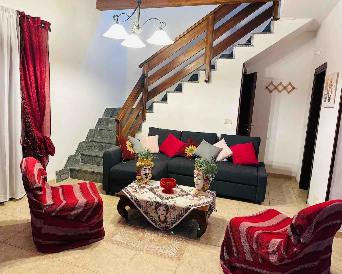 Salon avec canapé d'angle, living room with sofa 