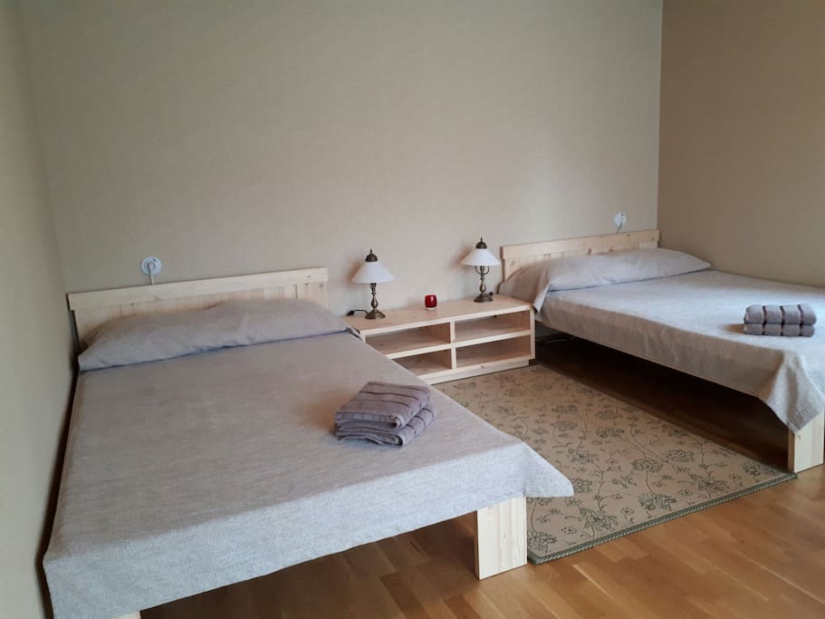 2 beds both 120cm wide