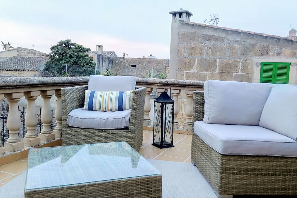 La terraza del salón muy luminosa