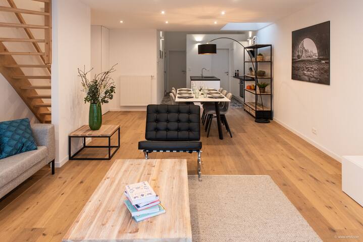 Authentic city house with a lovely patio gallery image 2