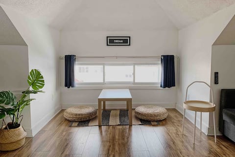 🌟🌟🌟🌟🌟 FIREWORK LOFT - 5 MIN TO ATTRACTIONS