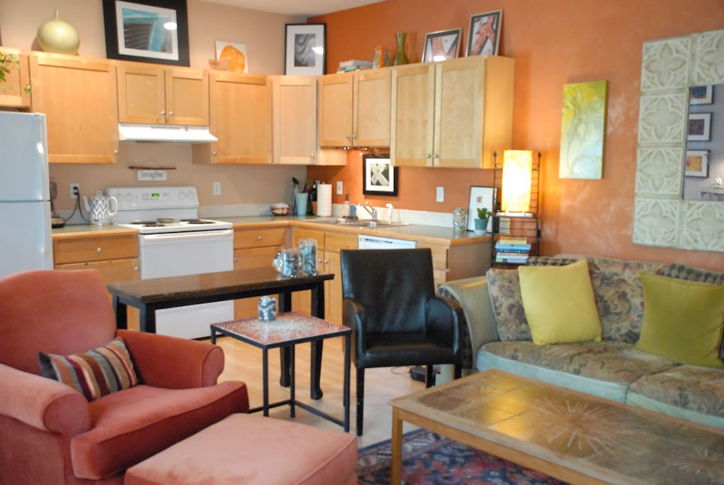 Lining room/Kichen