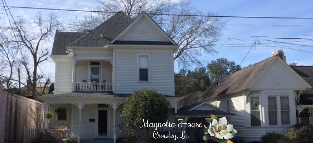 Plantation Room at Magnolia House of Crowley