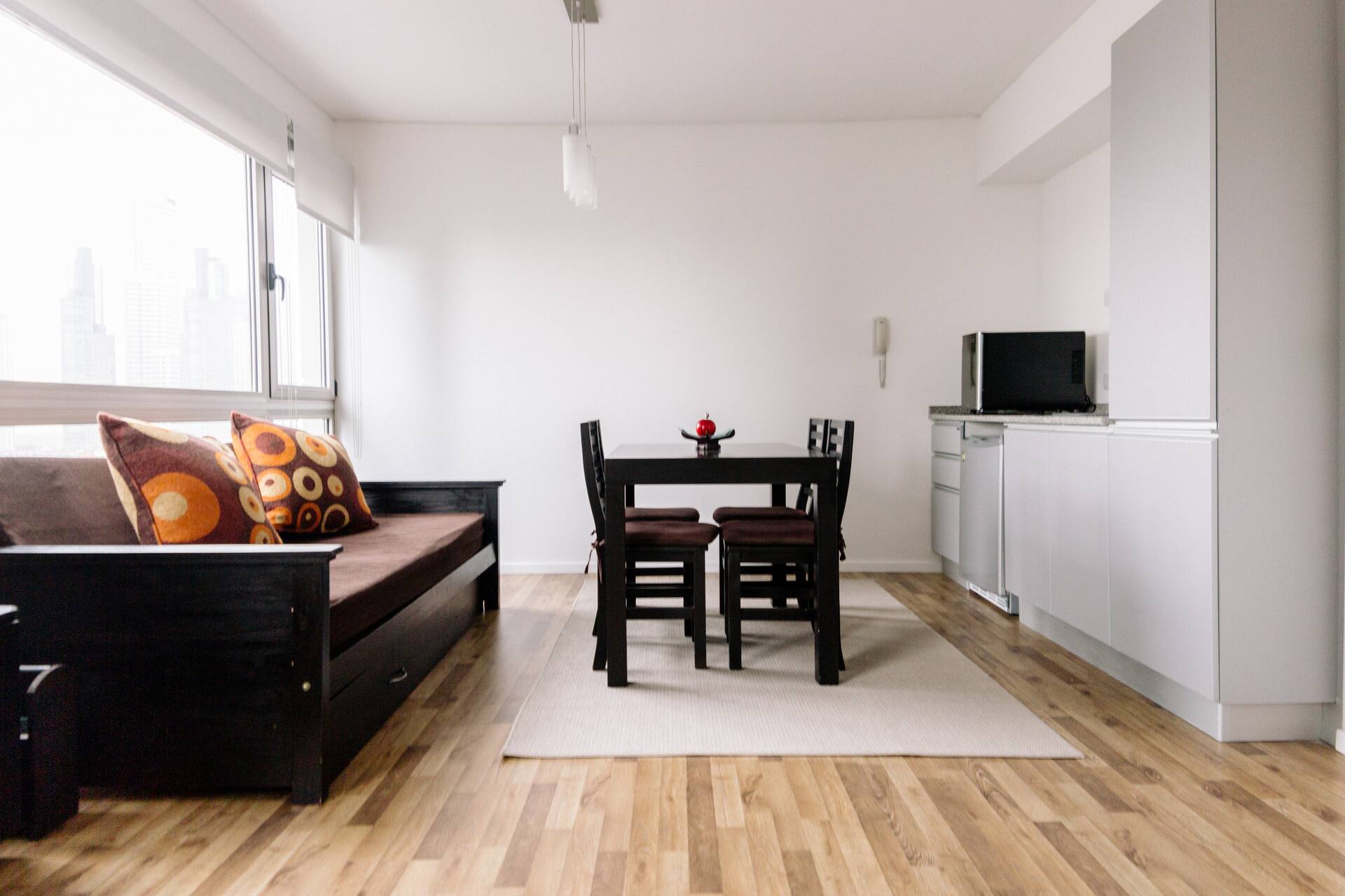 Estudio en San Telmo con vista a Puerto Madero