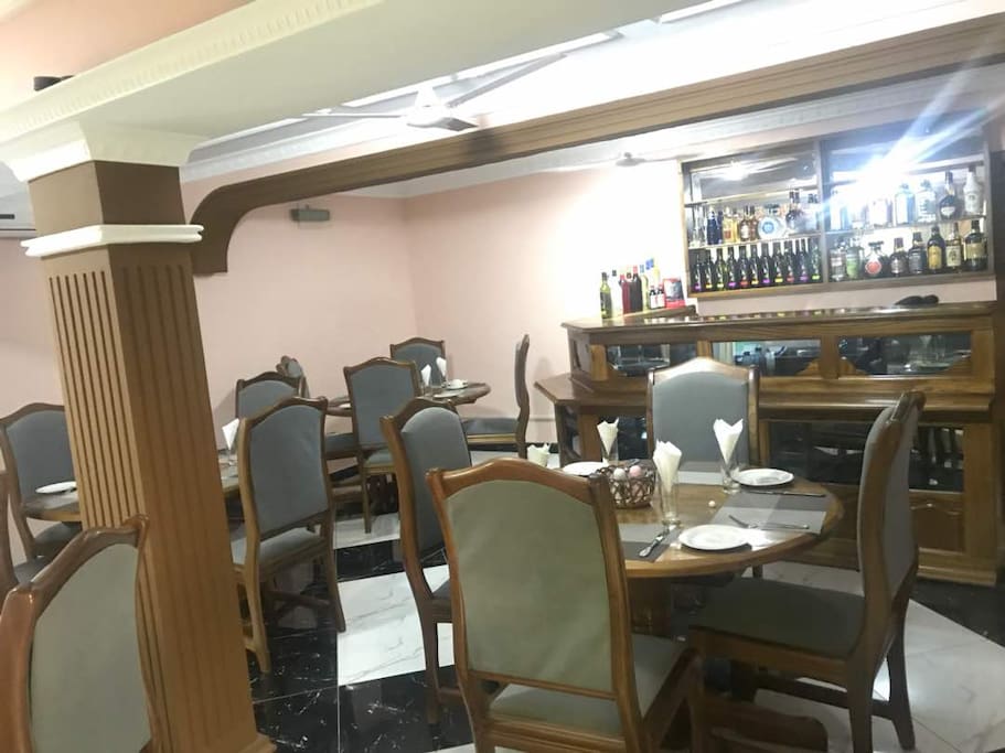 RESTURANT