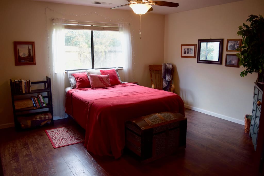 Queen Bed