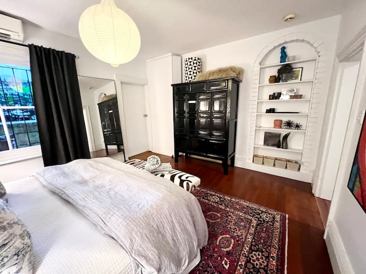 Საძინებელი 1 საწოლით. 