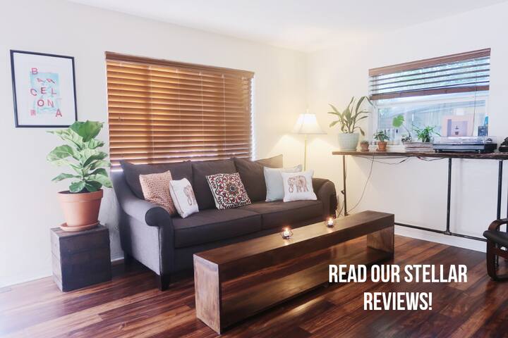 ★Private Room Central to Beach and Downtown!★