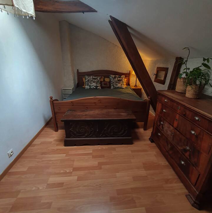 Spálňa 3 s manželskou posteľou.