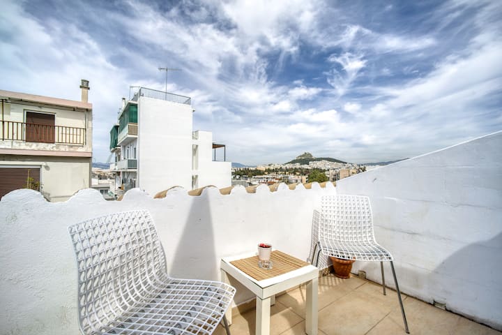 Sunny attic Acropolis amazing view by the roof