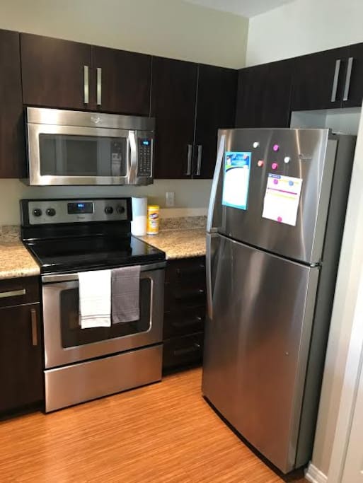 Kitchen: All upgraded appliances