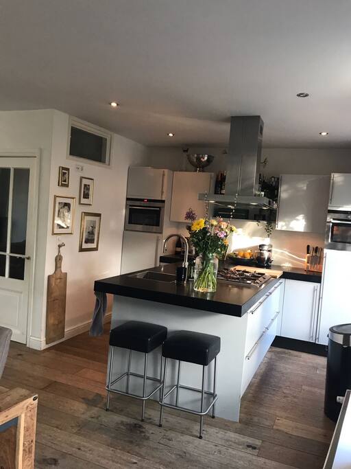 Spacious open-kitchen