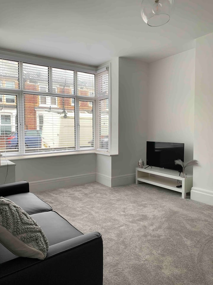 Iris Home In Southsea - Hampshire