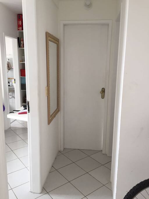 Single room / quarto de solteiro§