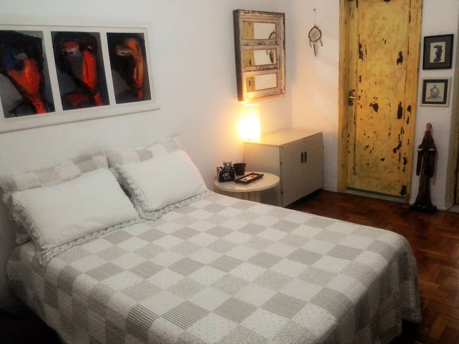 Confortable and silent bedroom...