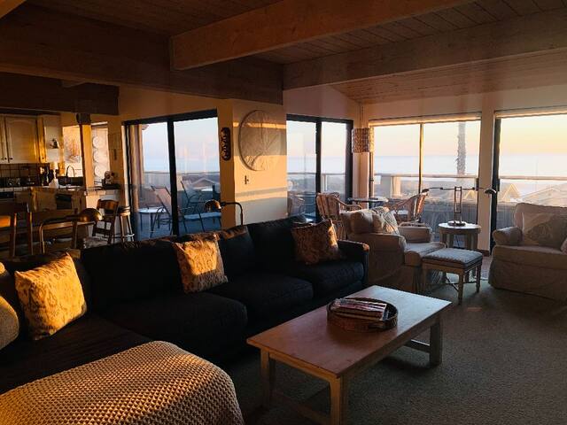 Beautiful Seascape Home w/ Ocean Views 841 gallery image 5